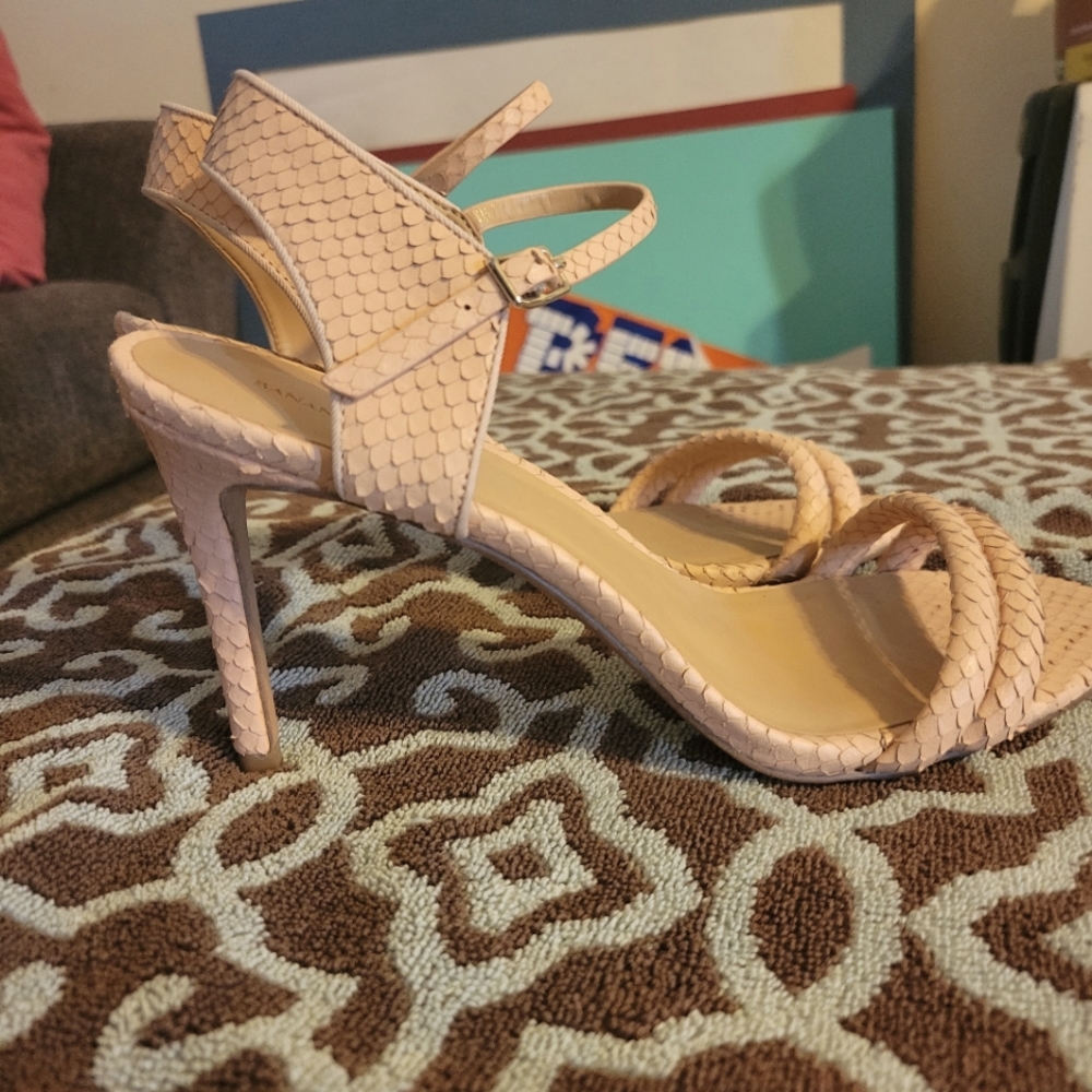 Banana Republic Snakeskin Sandals